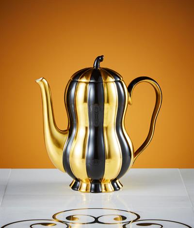 bacha-coffee-pot-hoffmann-black-and-gold-550ml