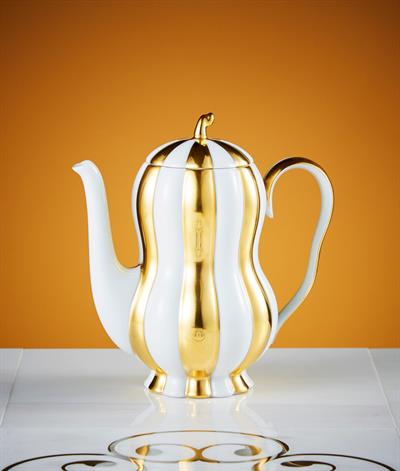 bacha-coffee-pot-hoffmann-white-and-gold-550ml